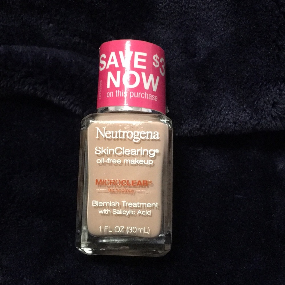 Neuteogena Skin Clearing
